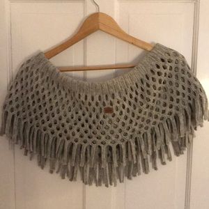 Vans fringed knit scarf